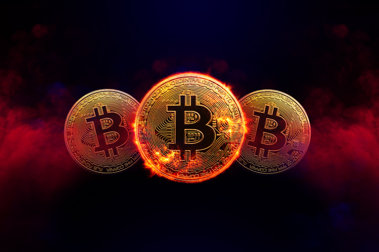 بیت کوین: فرصت سرمایه گذاری  یا ریسک بزرگ؟    